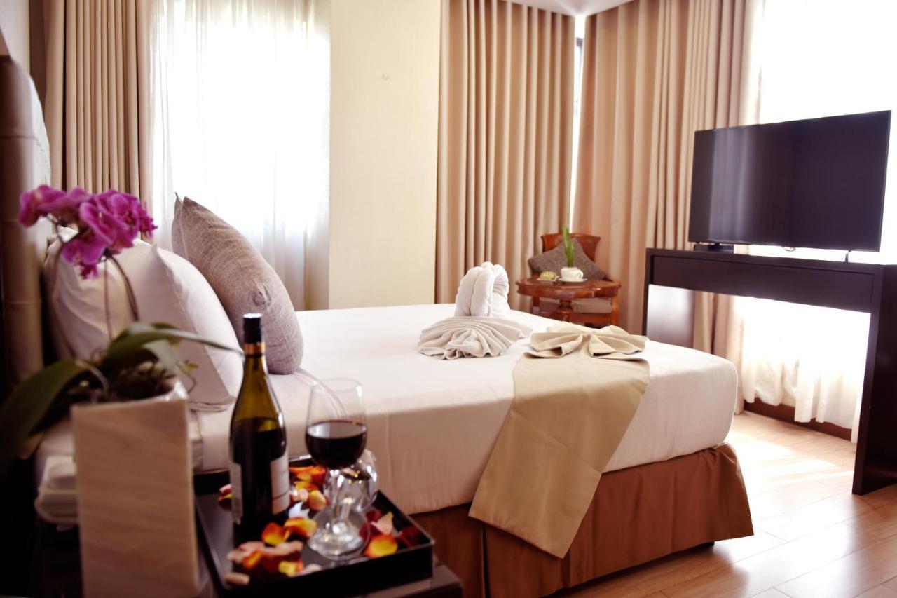 Aura One Hotel Baguio City Exterior photo