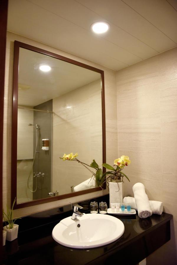 Aura One Hotel Baguio City Exterior photo