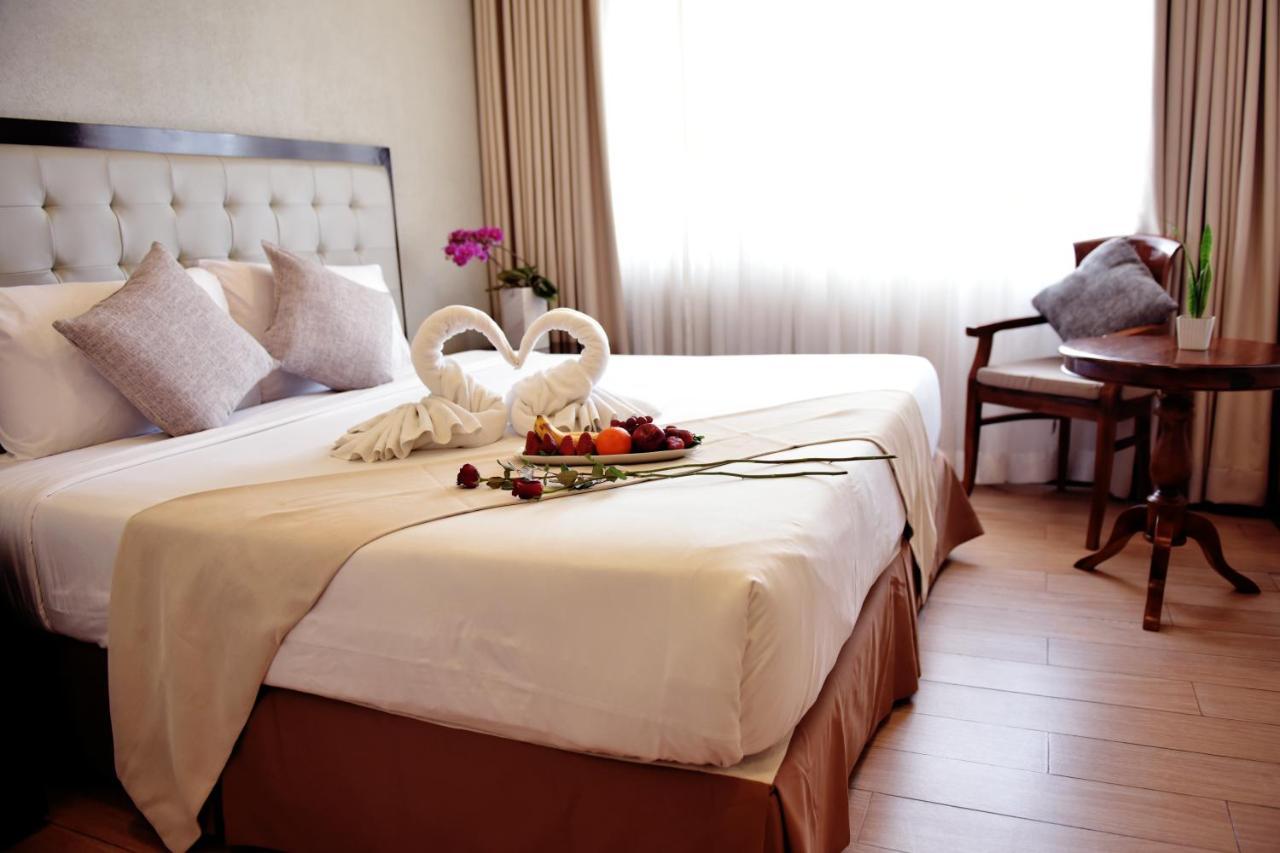 Aura One Hotel Baguio City Exterior photo